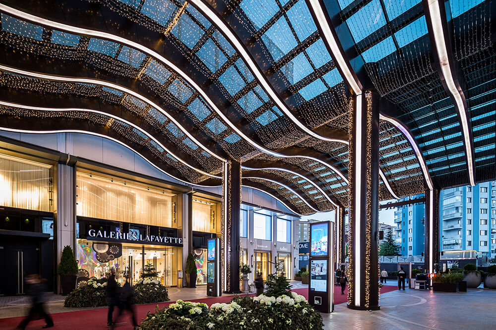 Emaar Square Mall 1/5